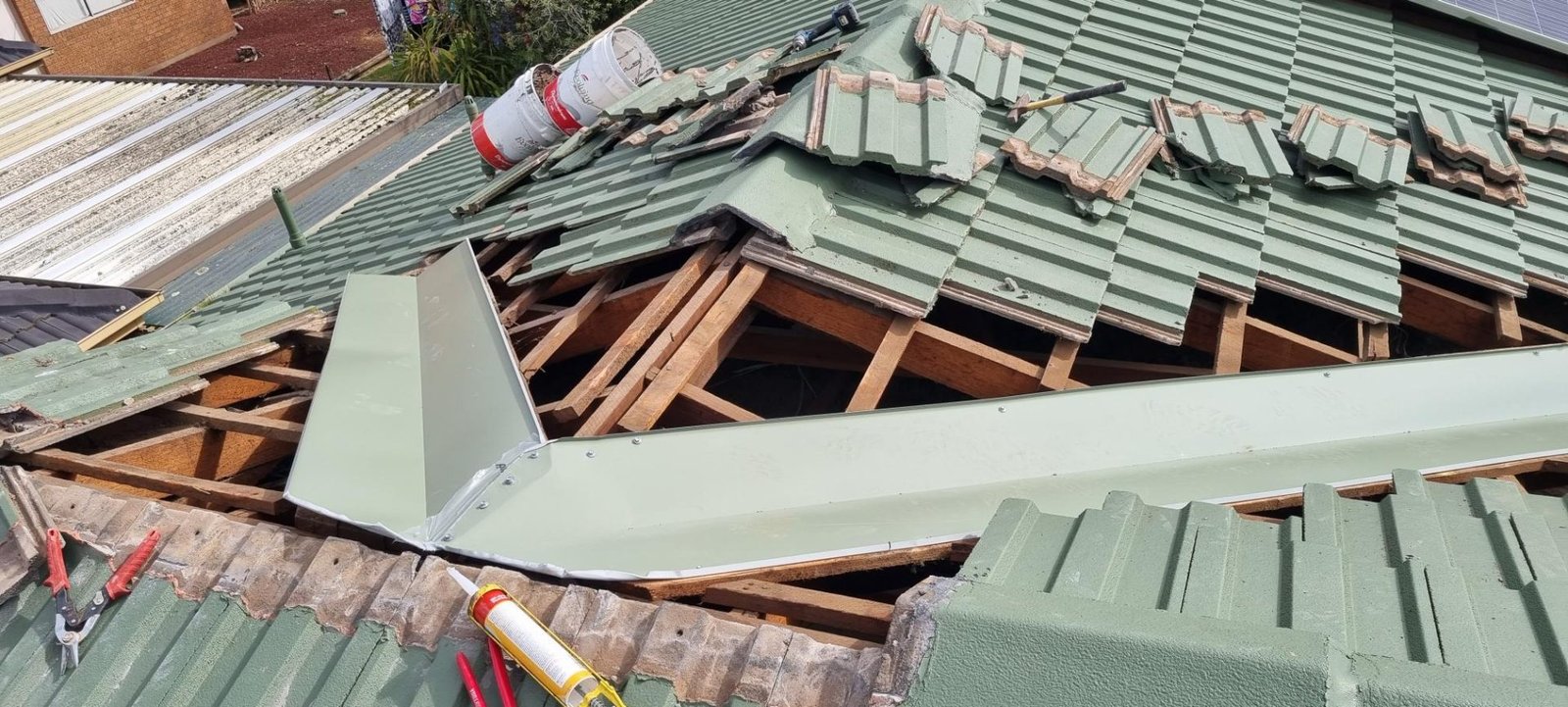 Emergency roof repair 2